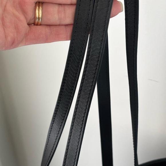 Authentic Louis Vuitton Black On the Go MM Leather Tote Monogram Luxury 16” Long - Picture 16 of 17